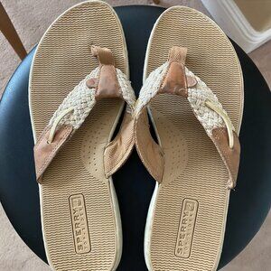 Sperry Top-Sider Flip Flop Beige Leather Thong Sandals Women's Sz 10 M